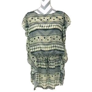 Jessica Simpson Swimwear Beach Cover - Size M
